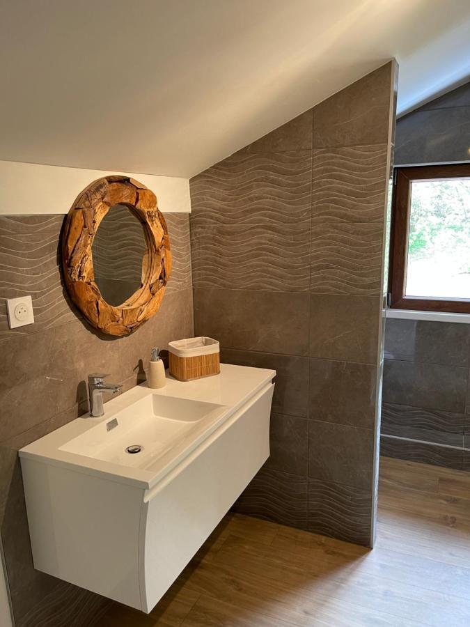 Chalet-Michel Avec Spa Montperreux Экстерьер фото